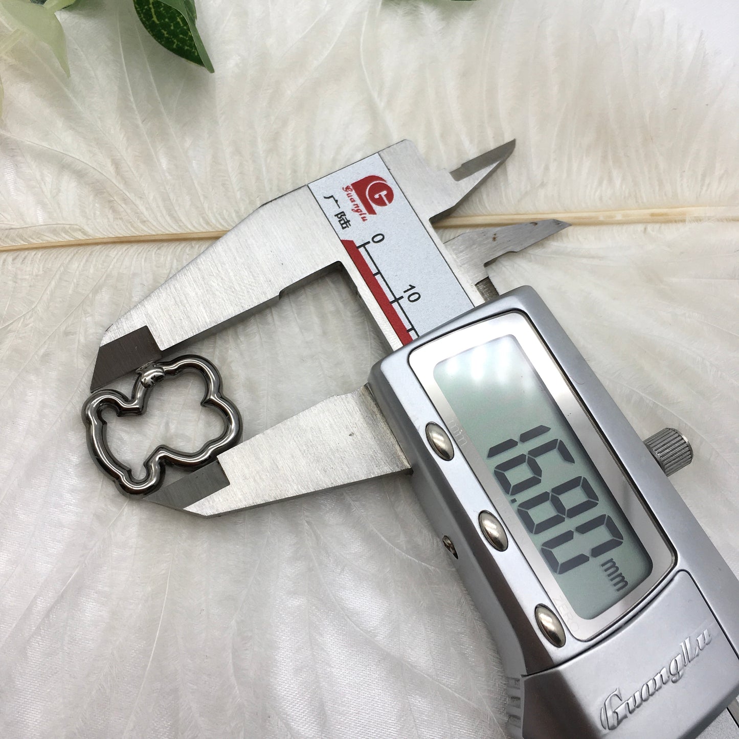 012346570-2CM