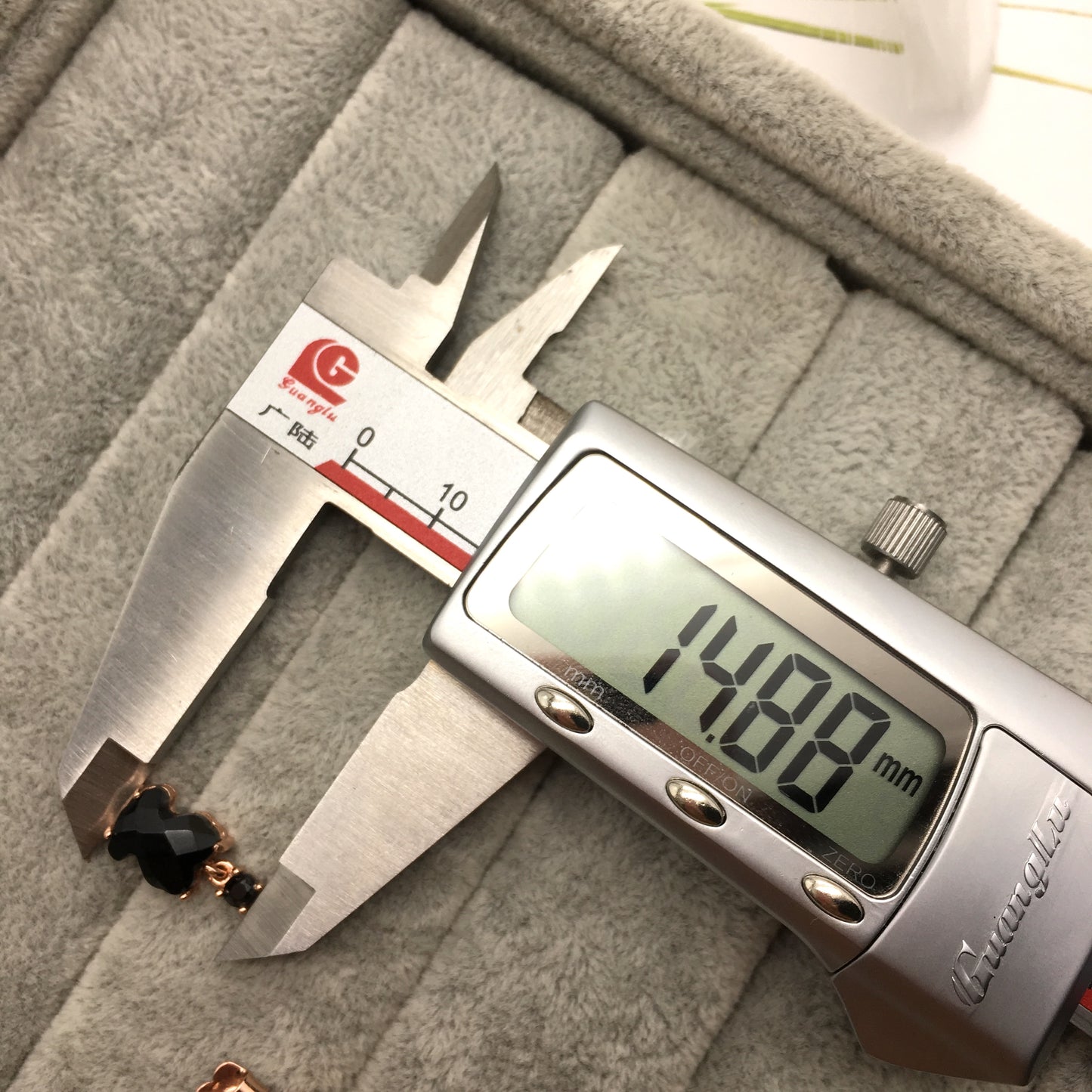 513633510