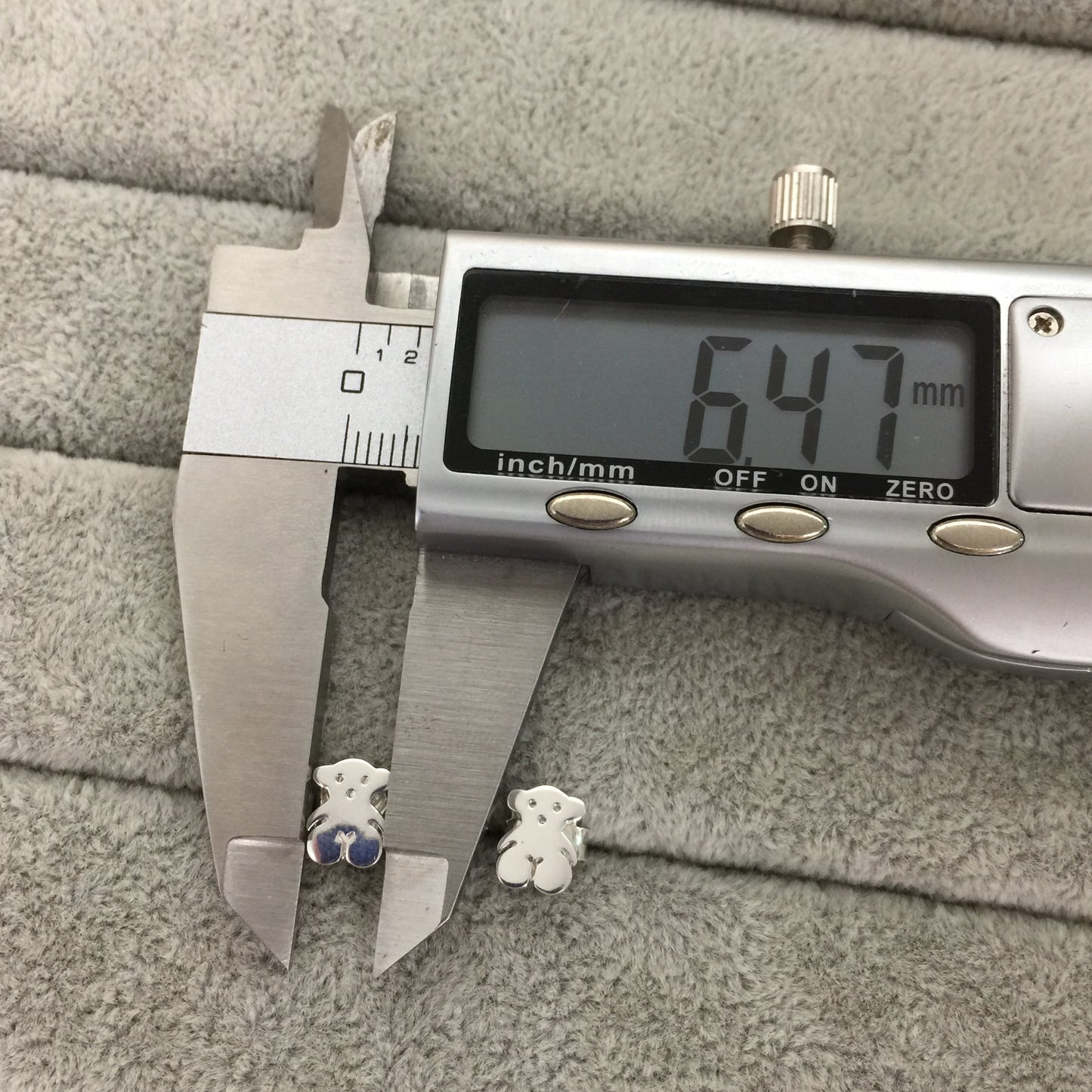 611140030