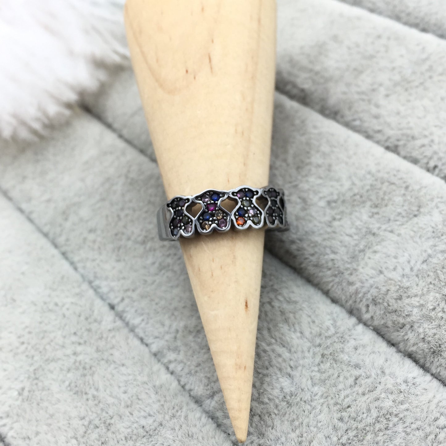 313675580