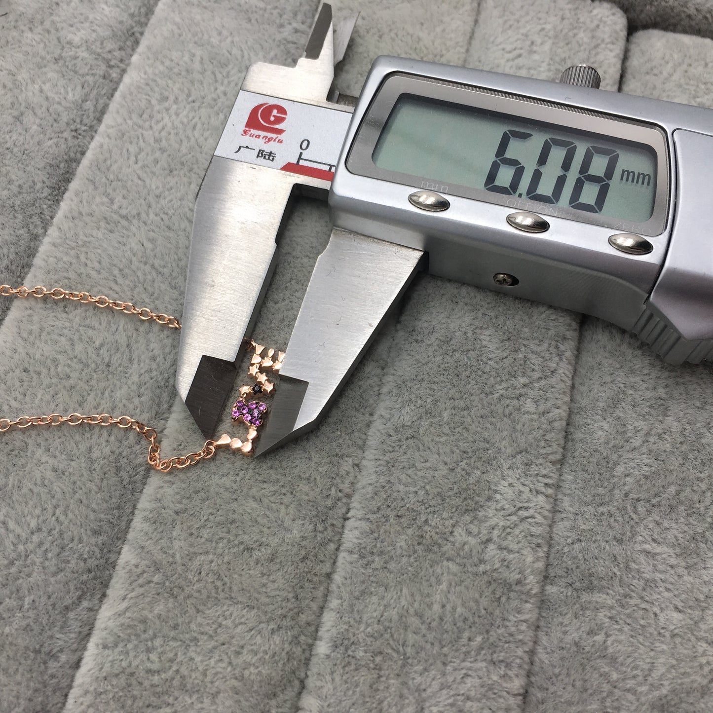 915302550