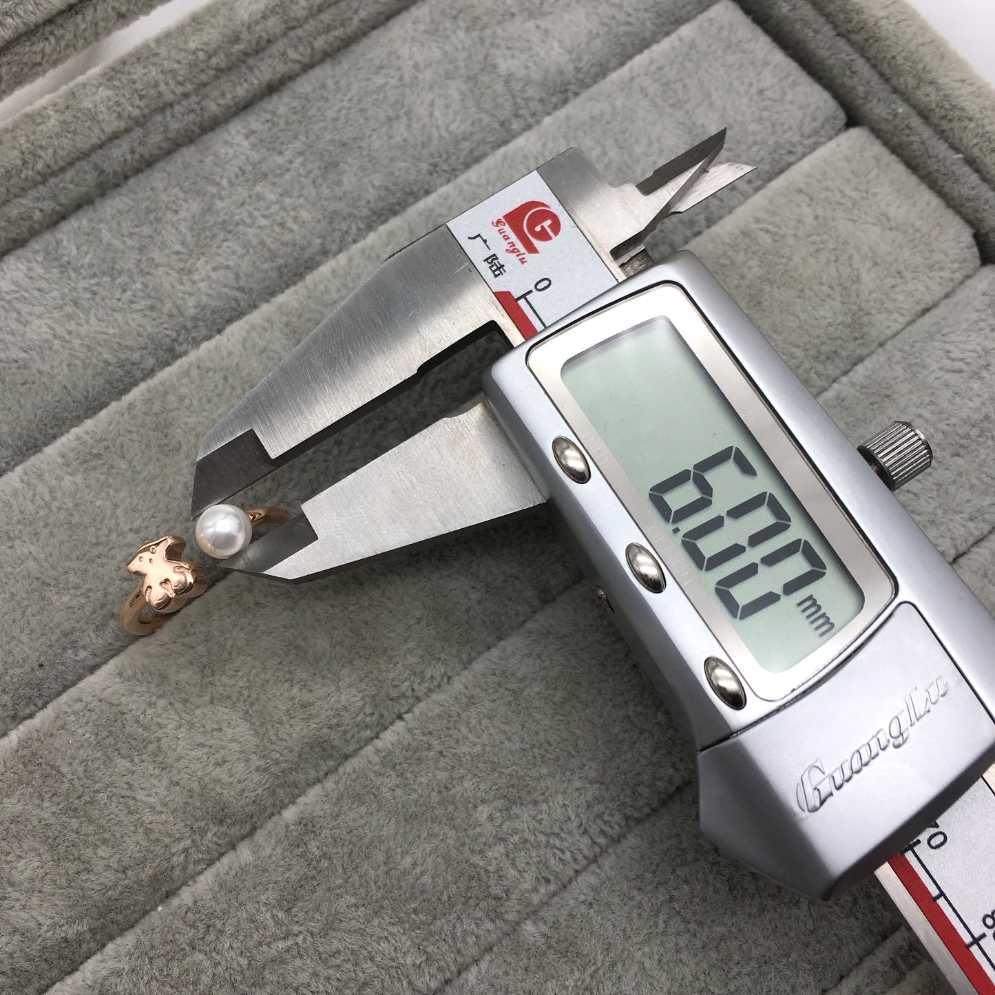 715915500