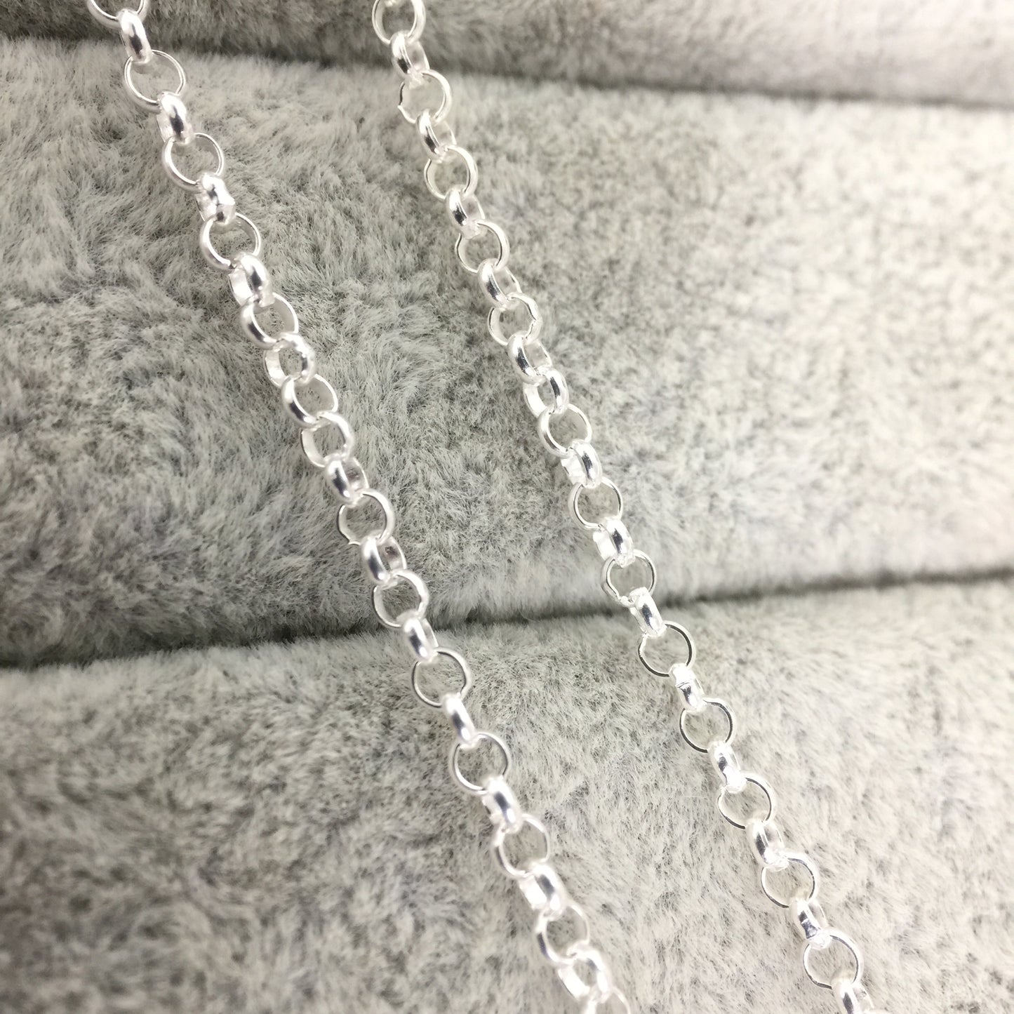 611900520