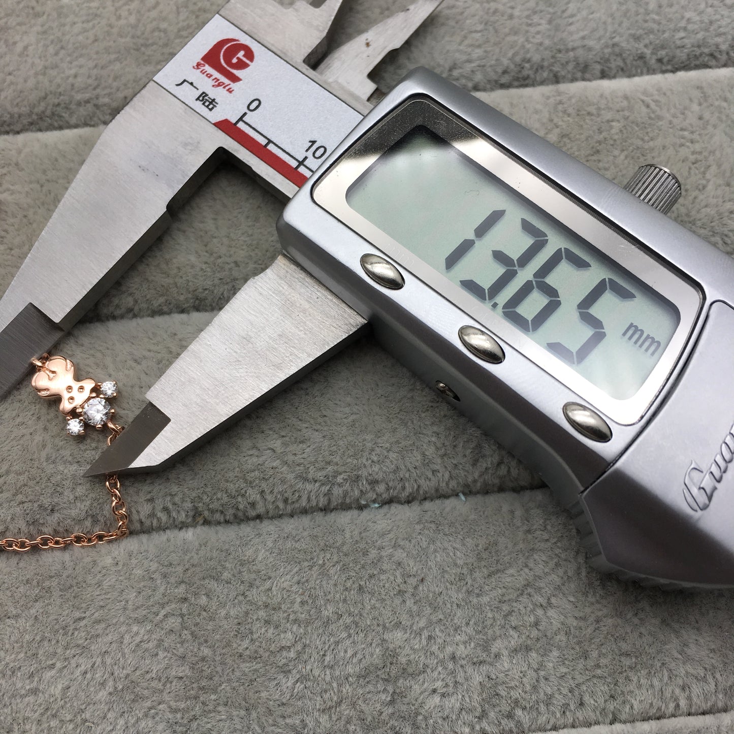 912371500