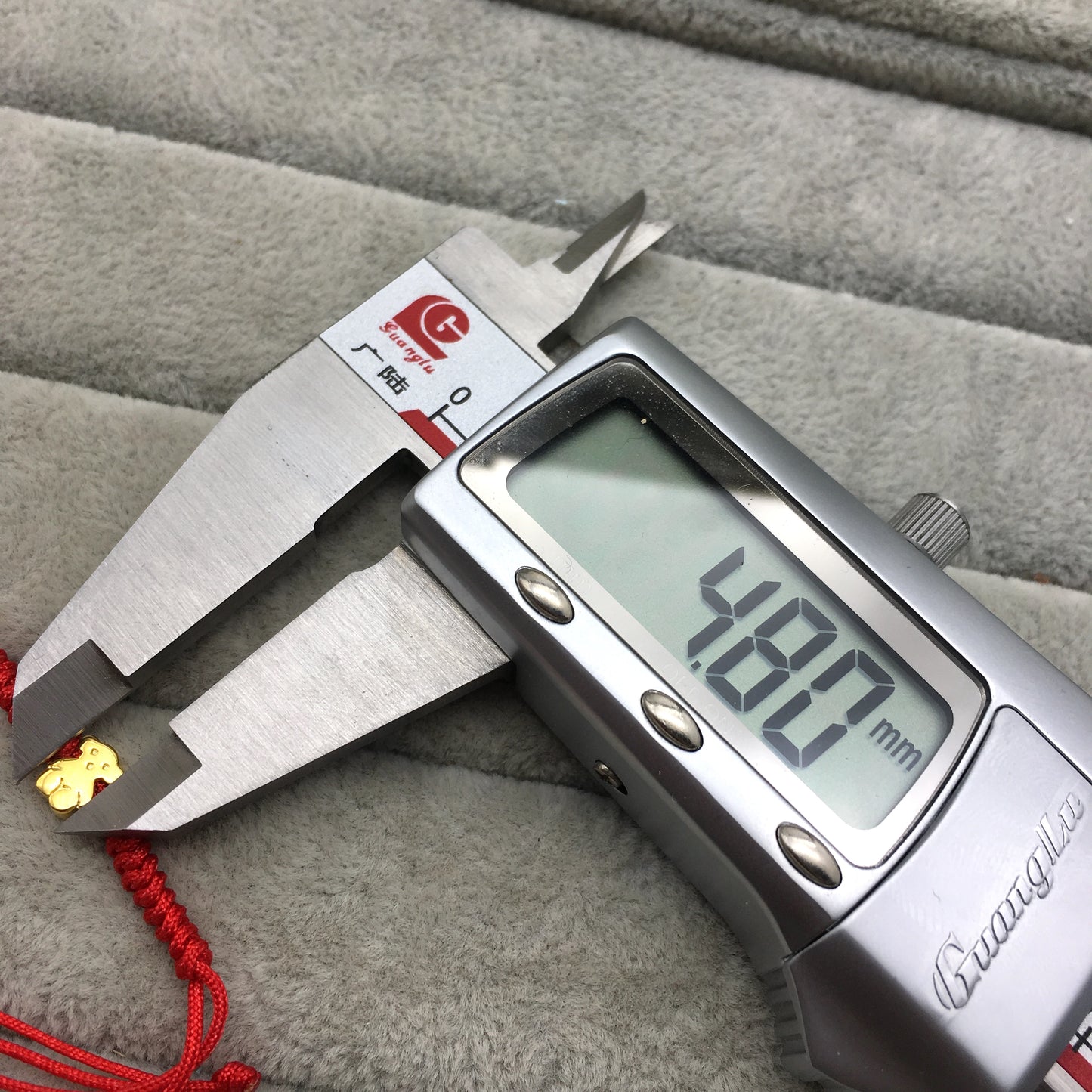 414831000