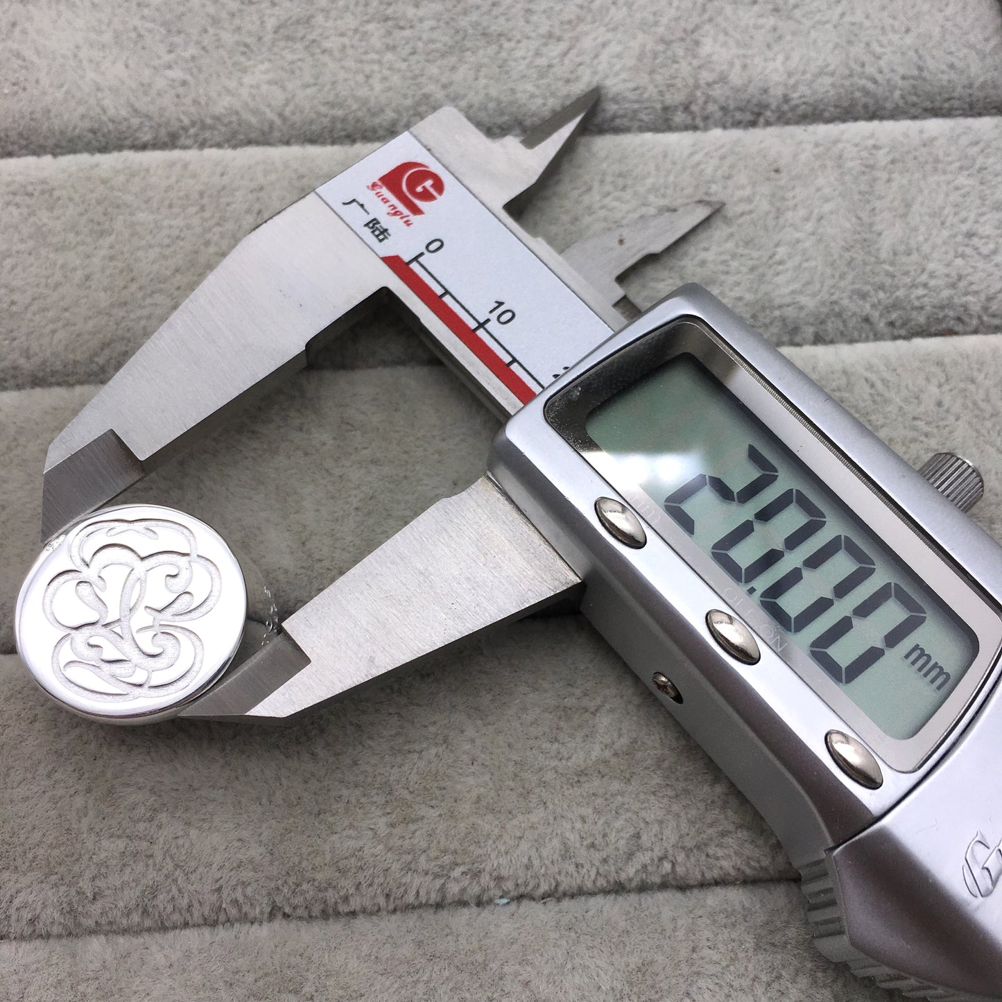 712335500