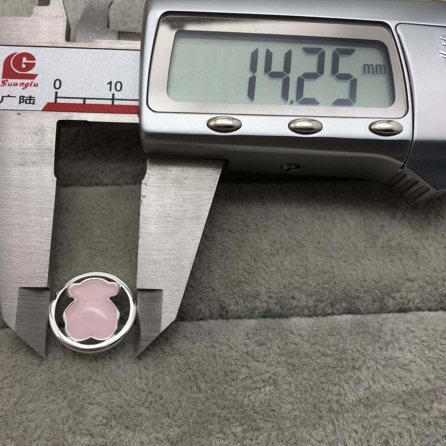 712165610
