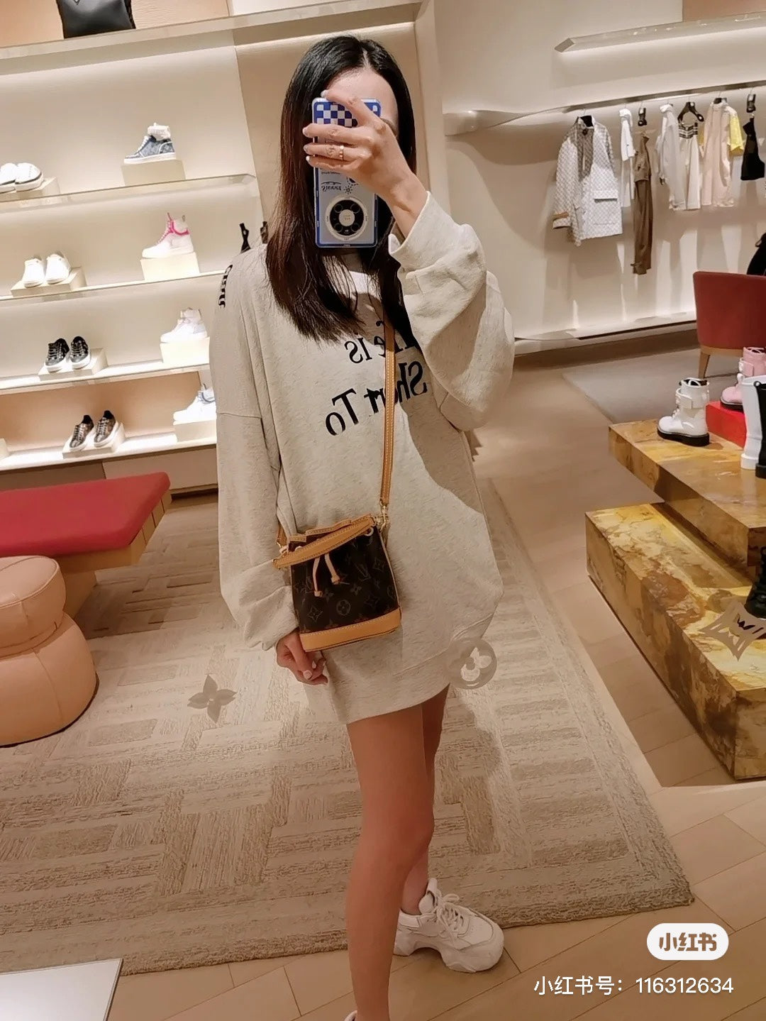 LV-BAG275