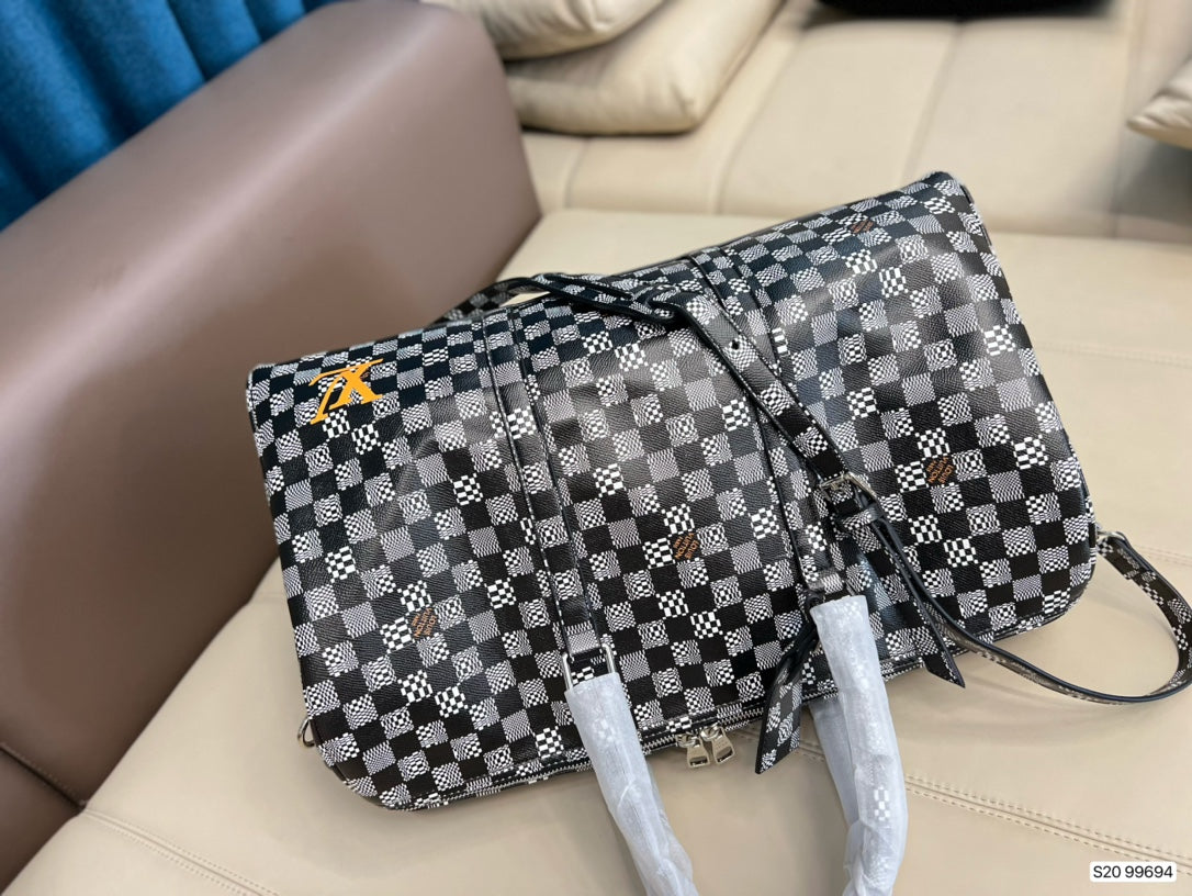 LV-BAG369