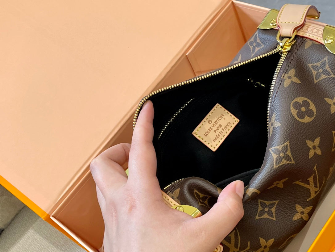 LV-BAG359