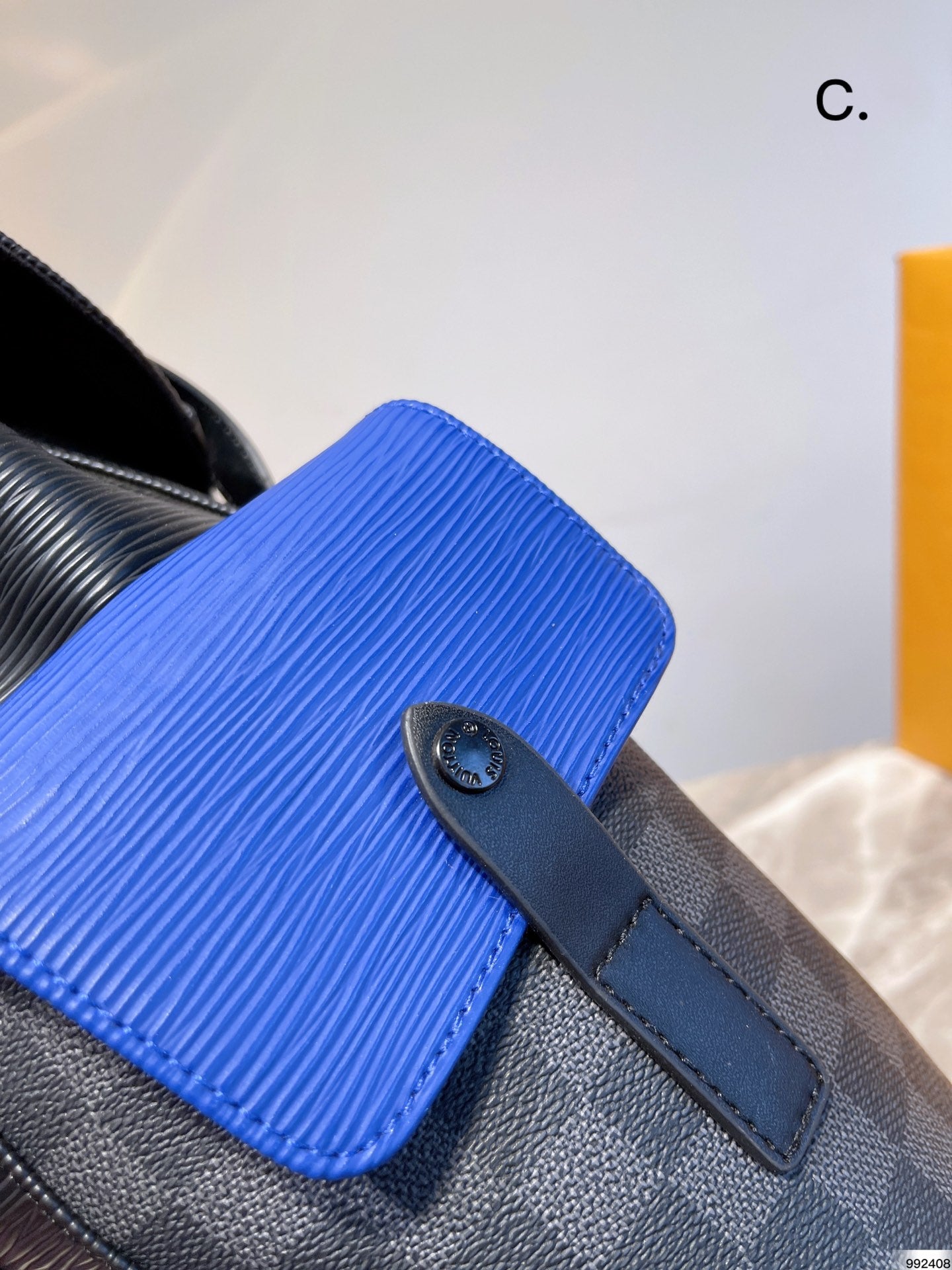 LV-BAG334