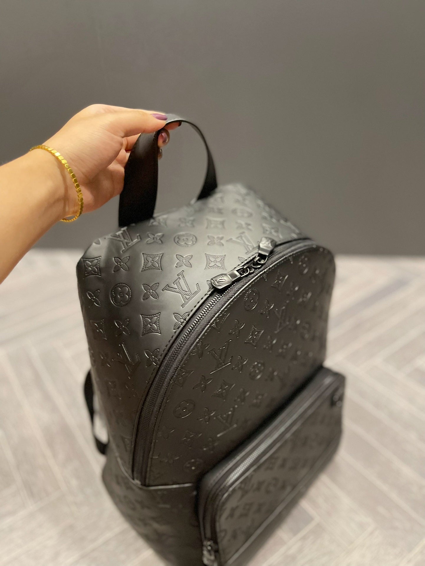 LV-BAG372