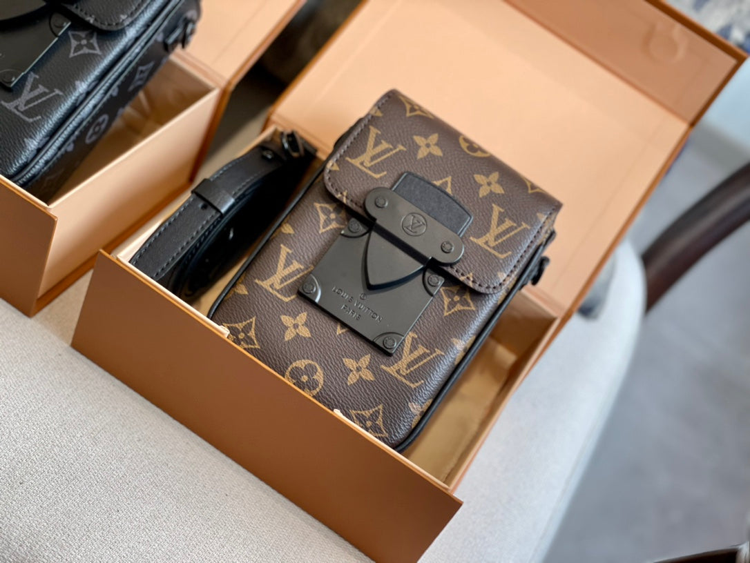 LV-BAG394
