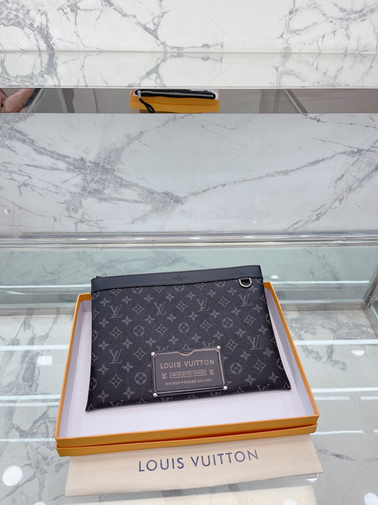 LV-BAG470