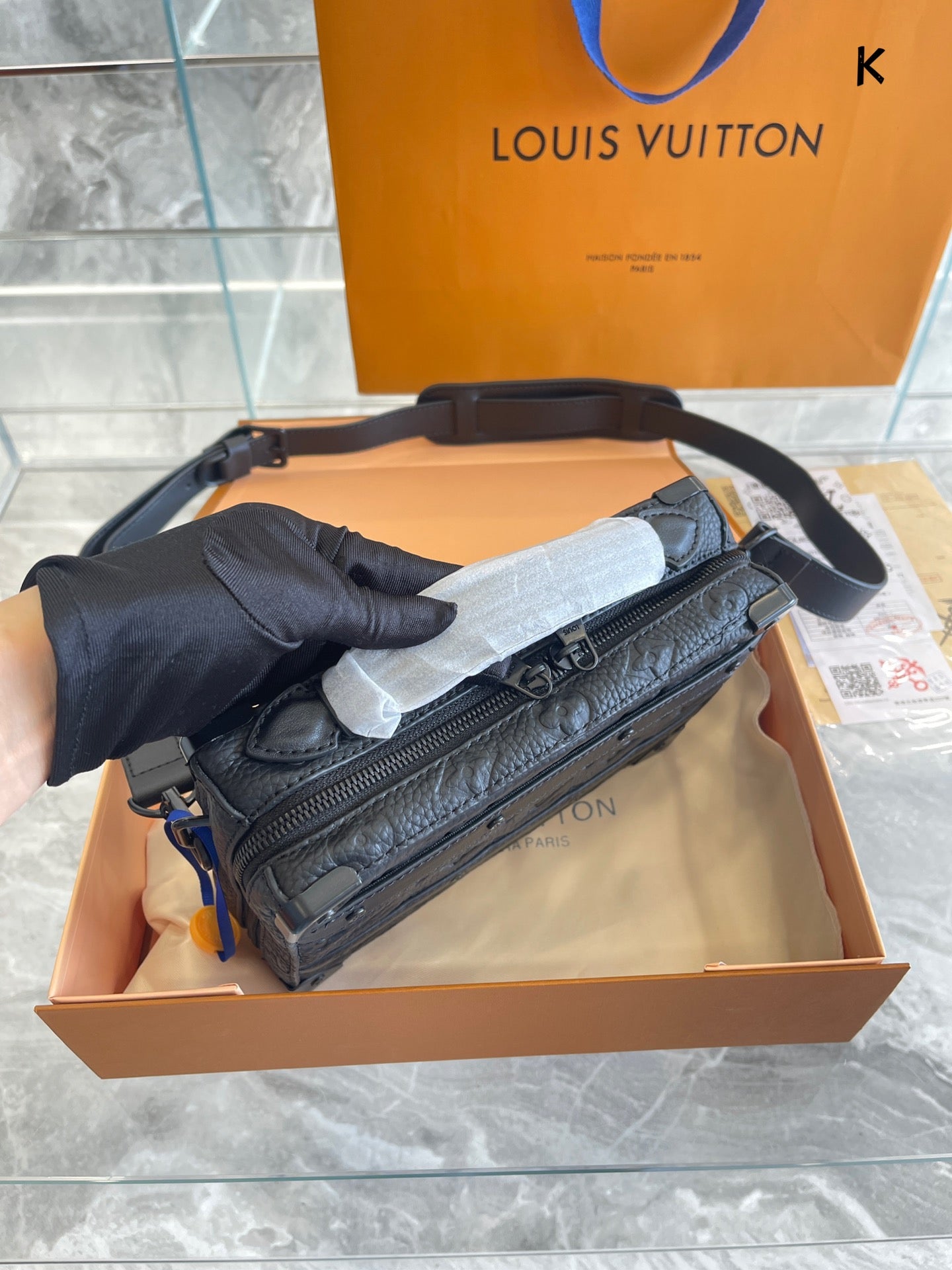 LV-BAG453