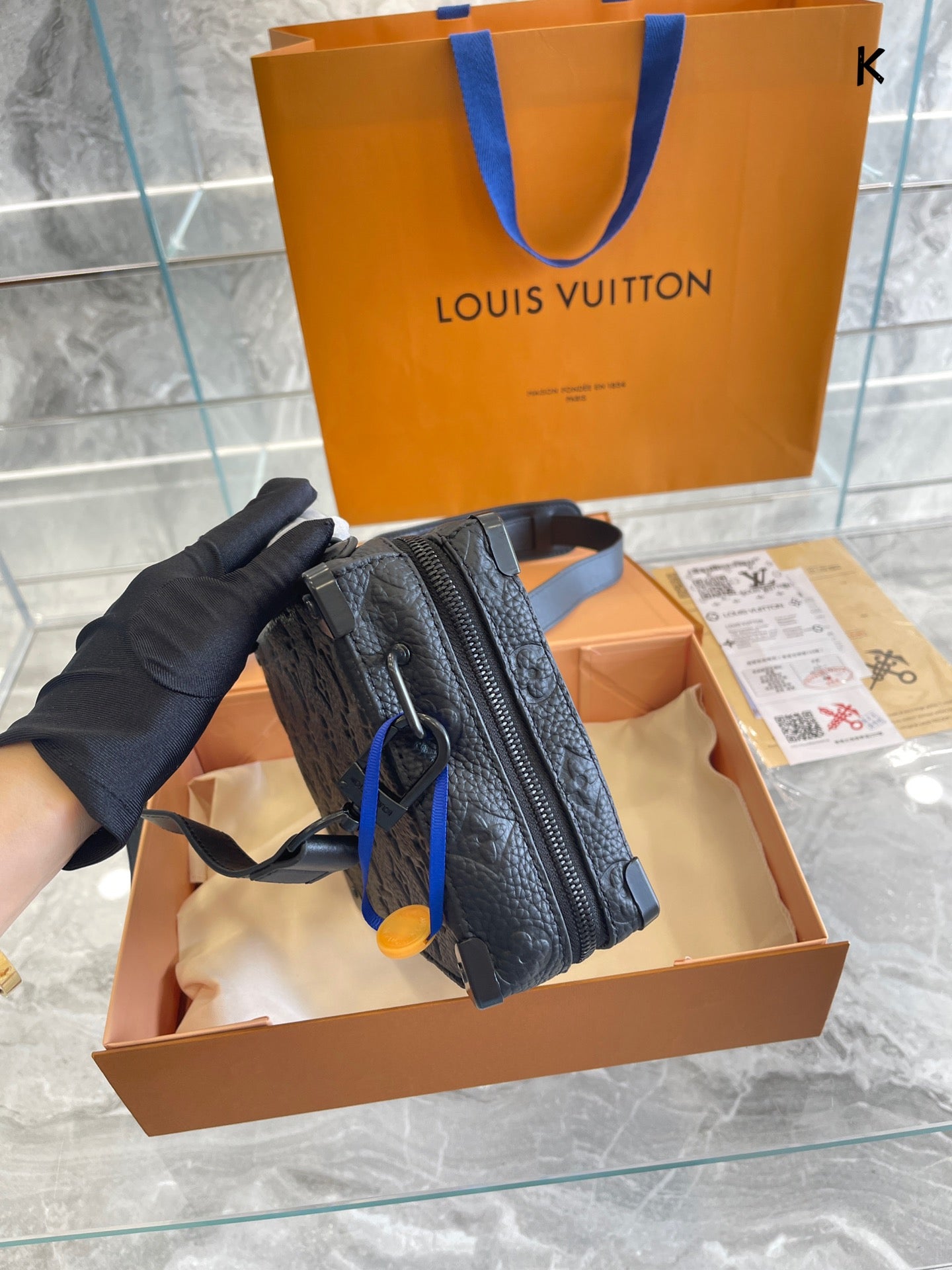 LV-BAG453