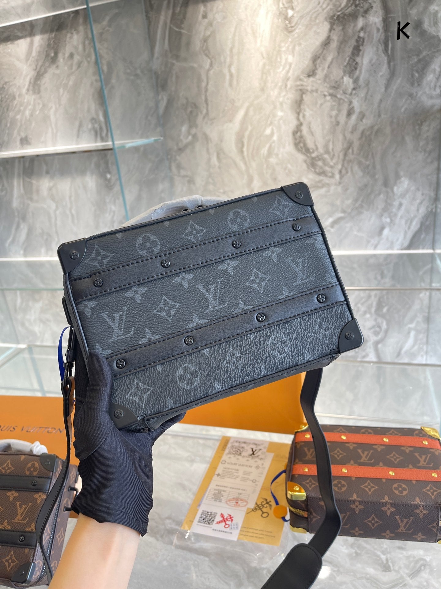 LV-BAG454