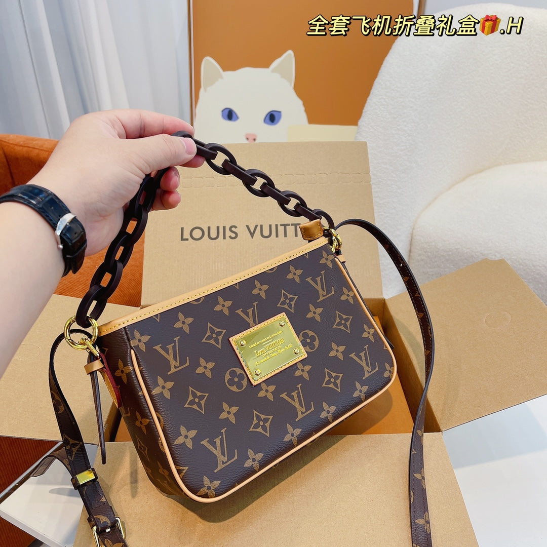 LV-BAG482