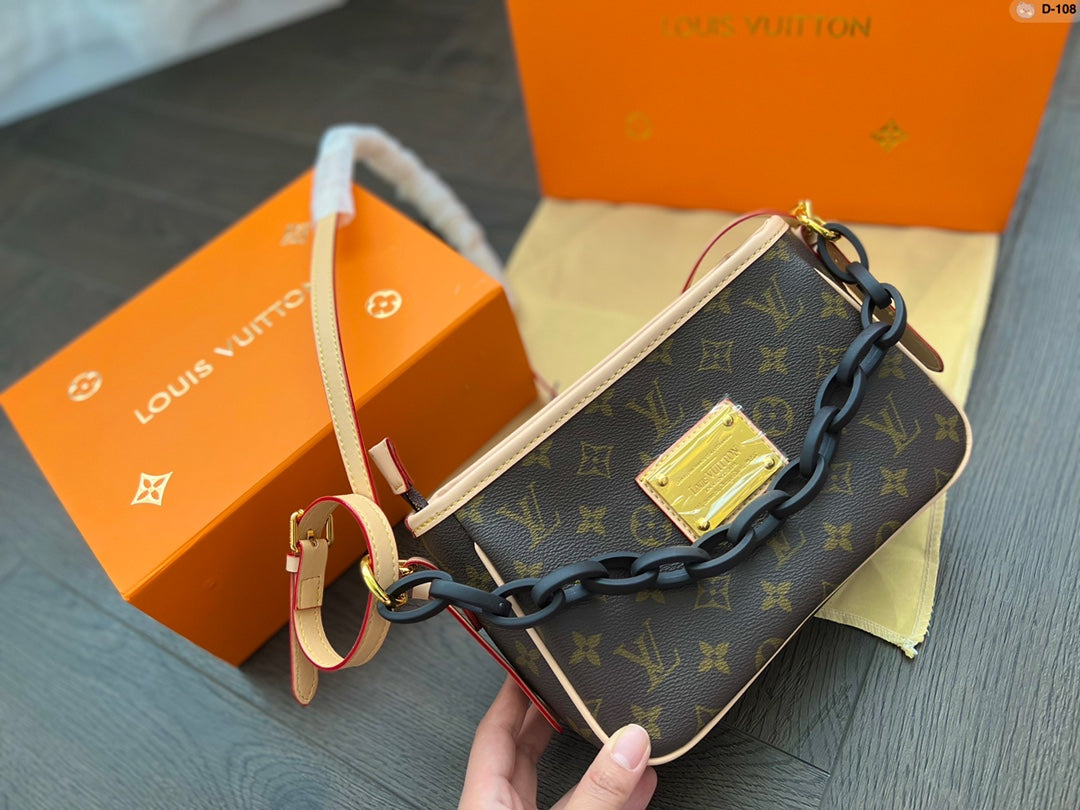 LV-BAG455