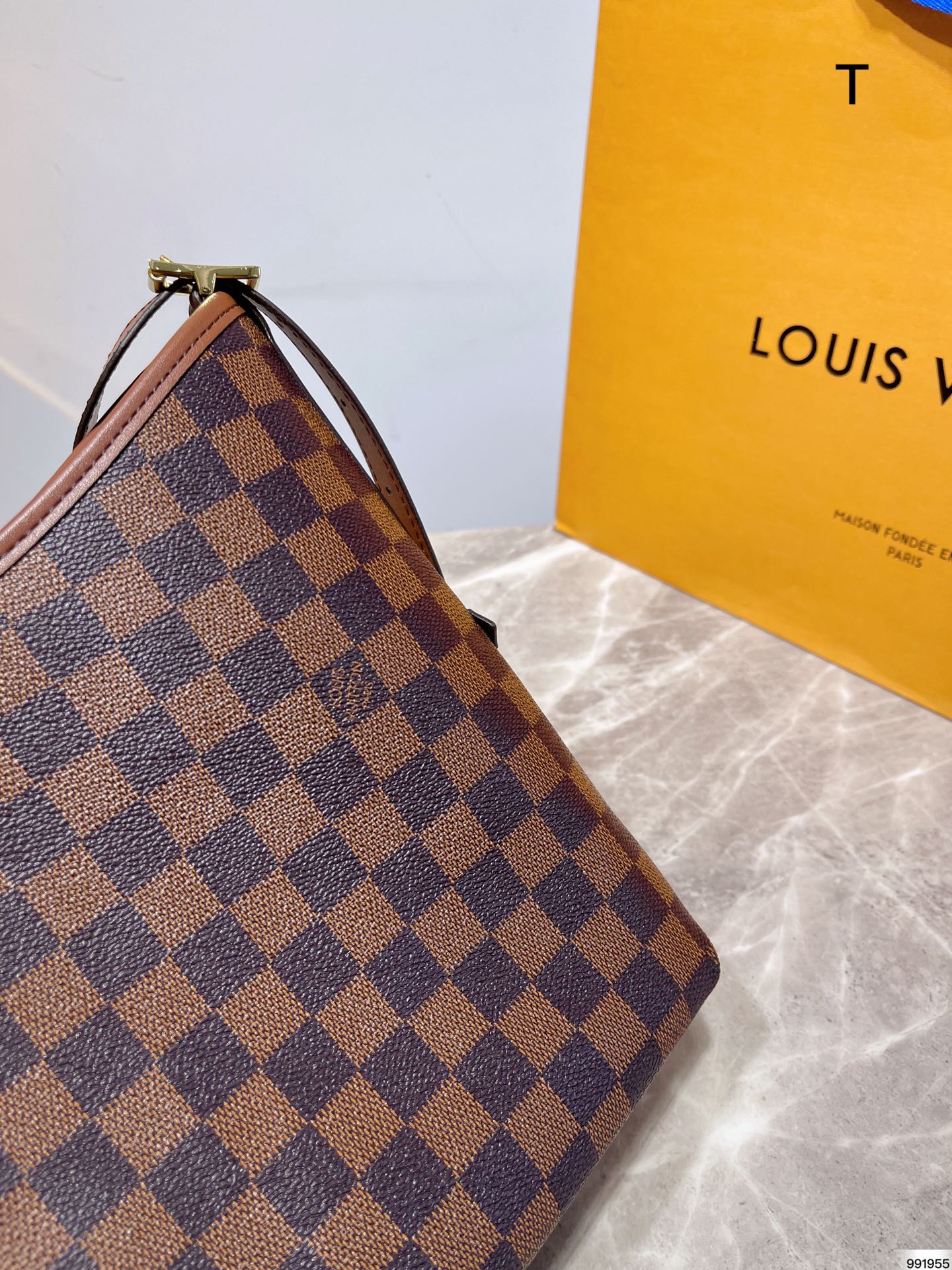 LV-BAG430
