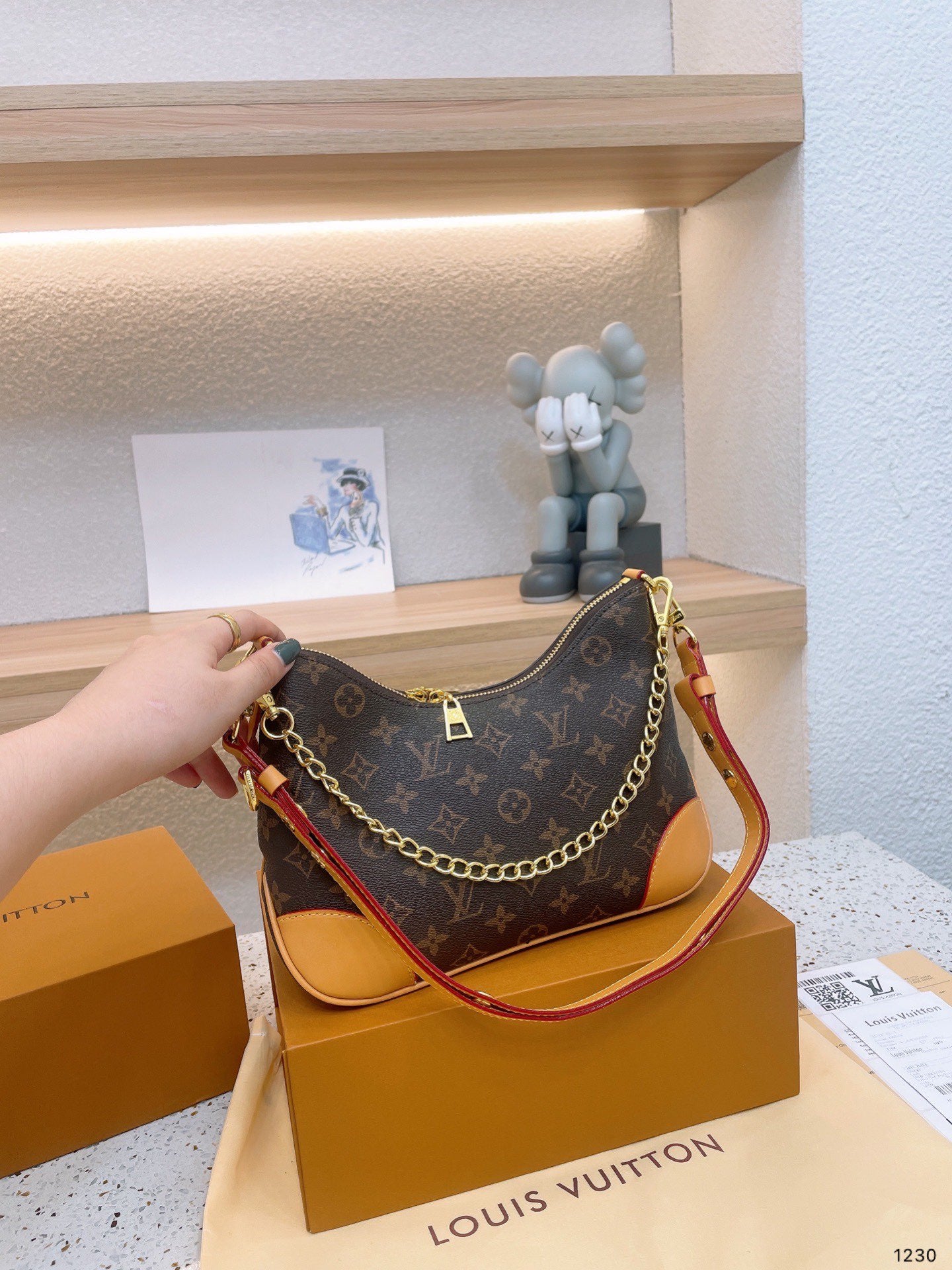 LV-BAG438