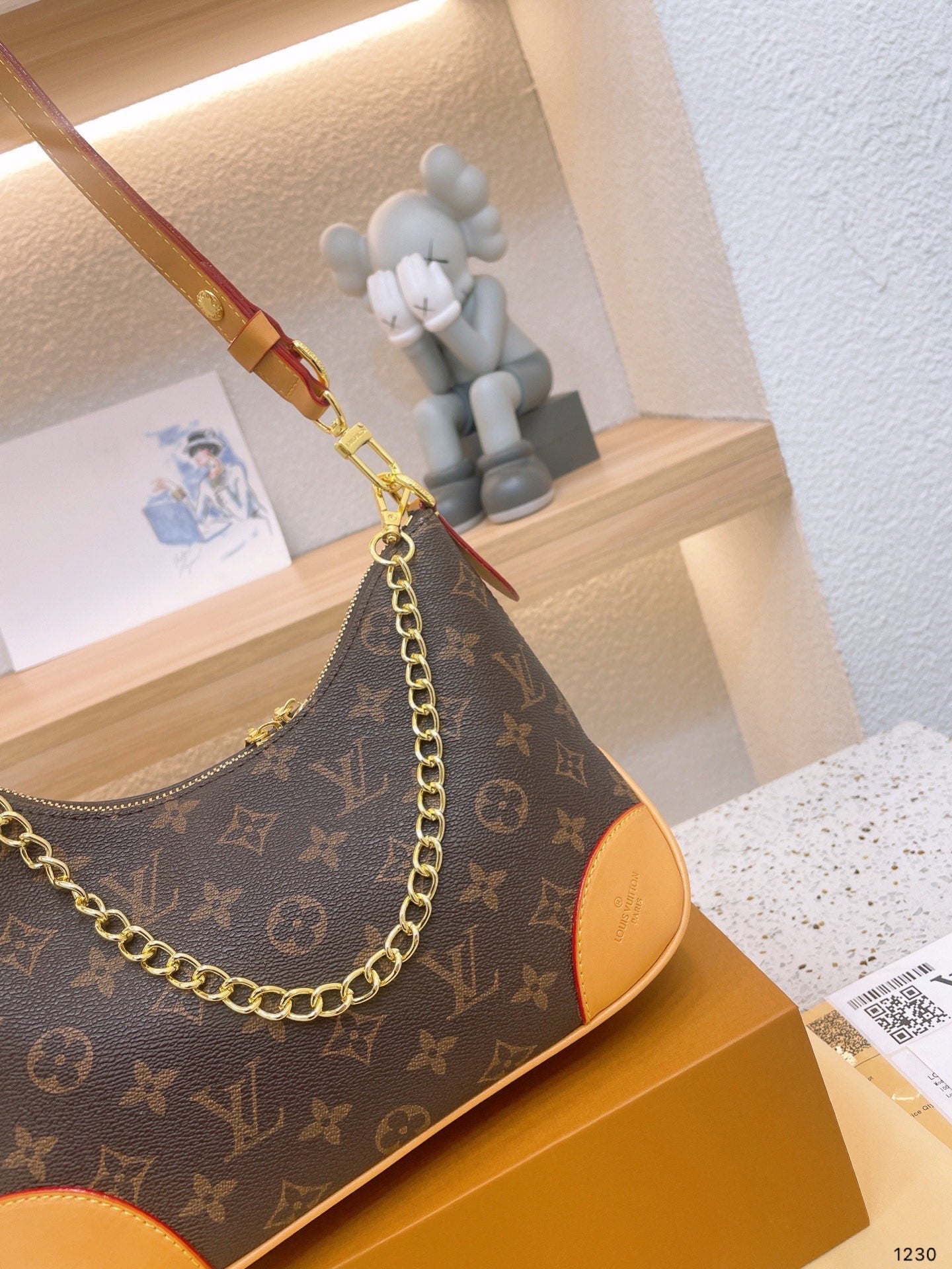 LV-BAG438