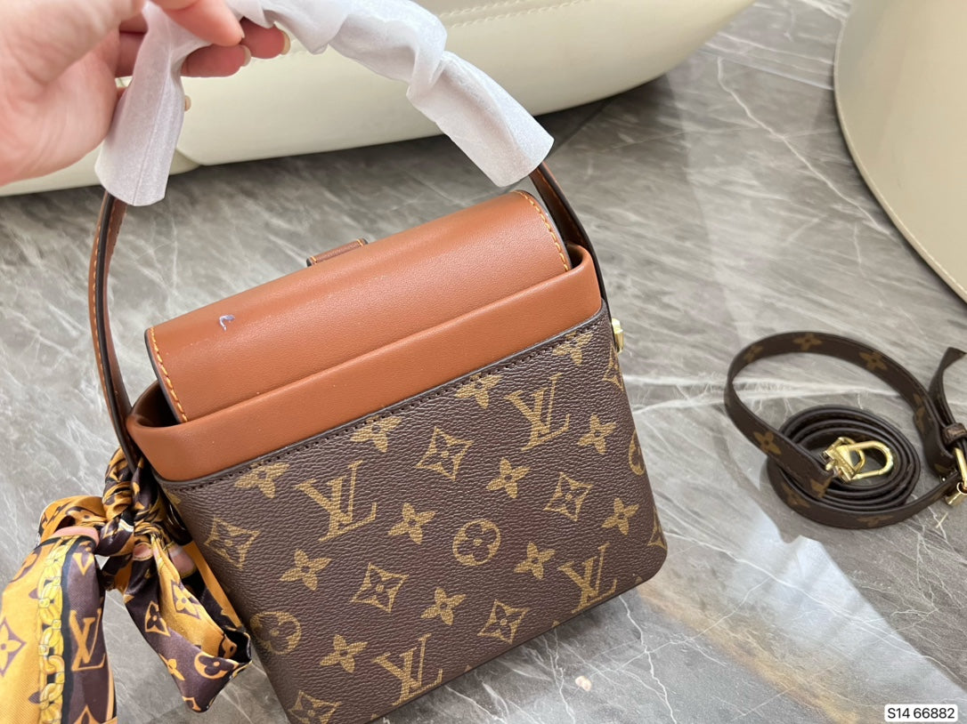 LV-BAG158