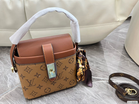 LV-BAG157