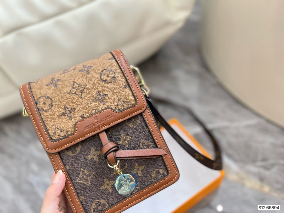 LV-BAG156