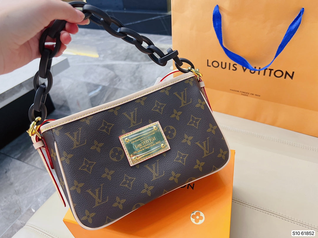 LV-BAG153