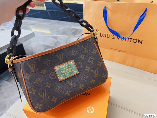 LV-BAG153