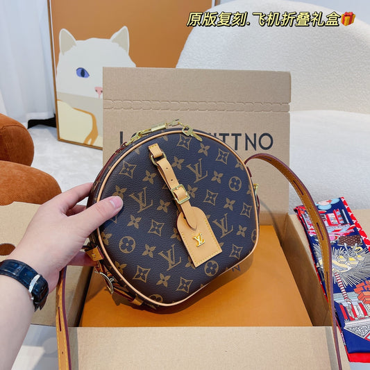 LV-BAG195