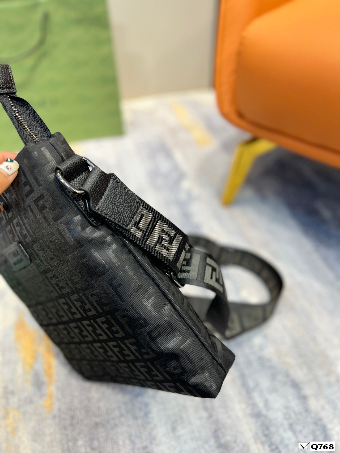 LV-BAG150