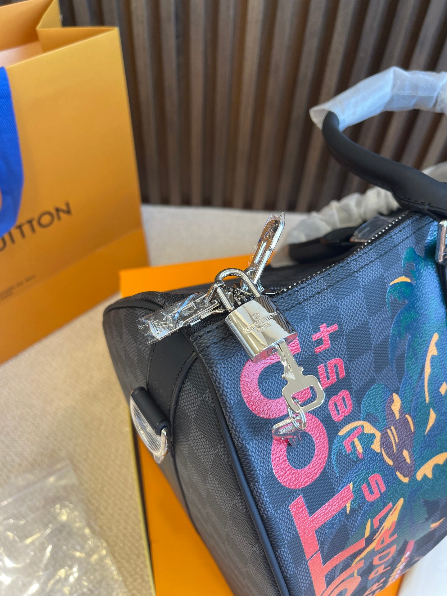 LV-BAG240