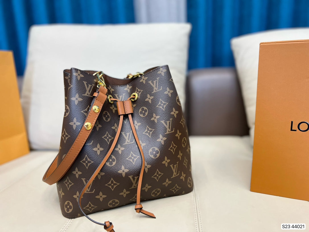 LV-BAG231