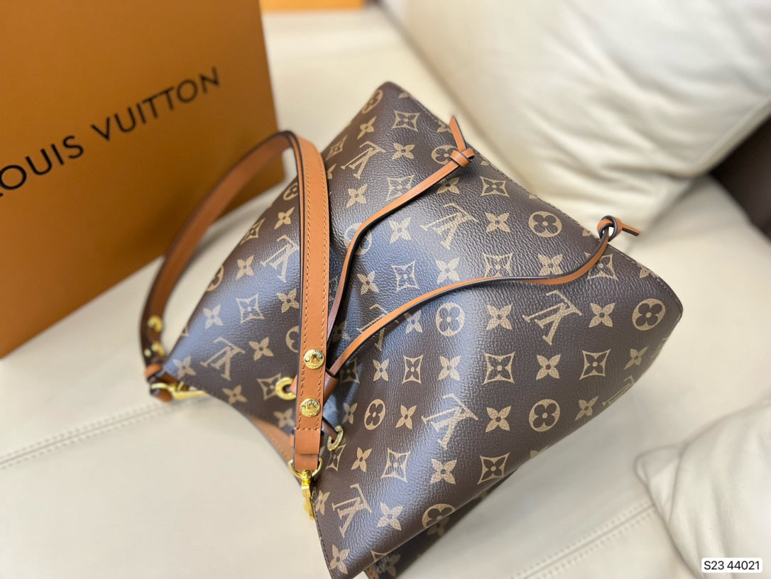 LV-BAG231