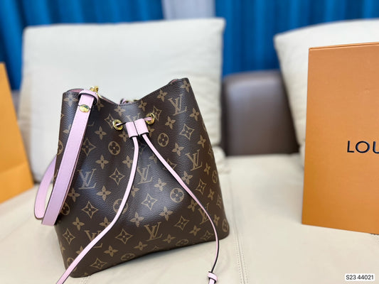 LV-BAG230