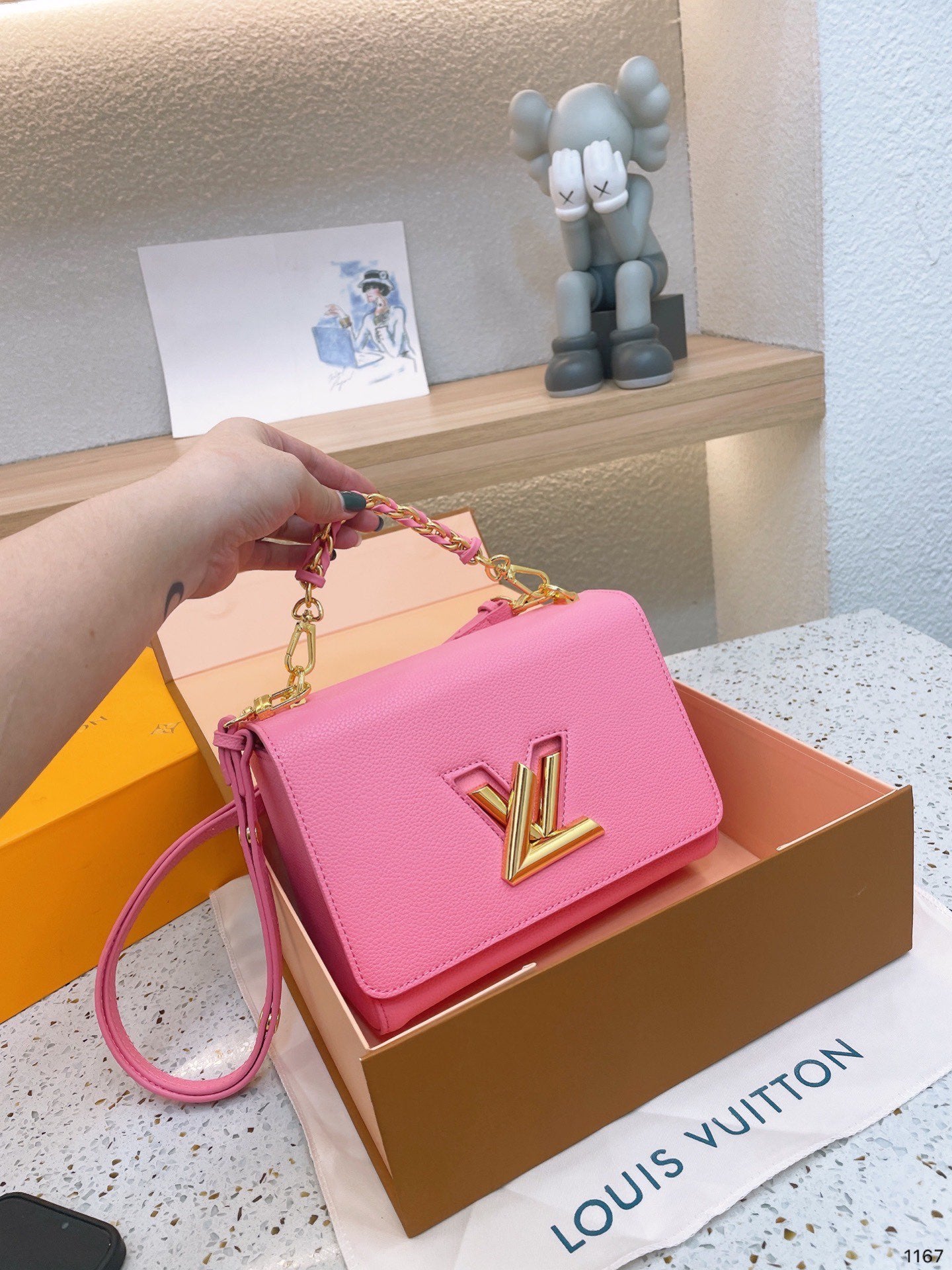 LV-BAG222