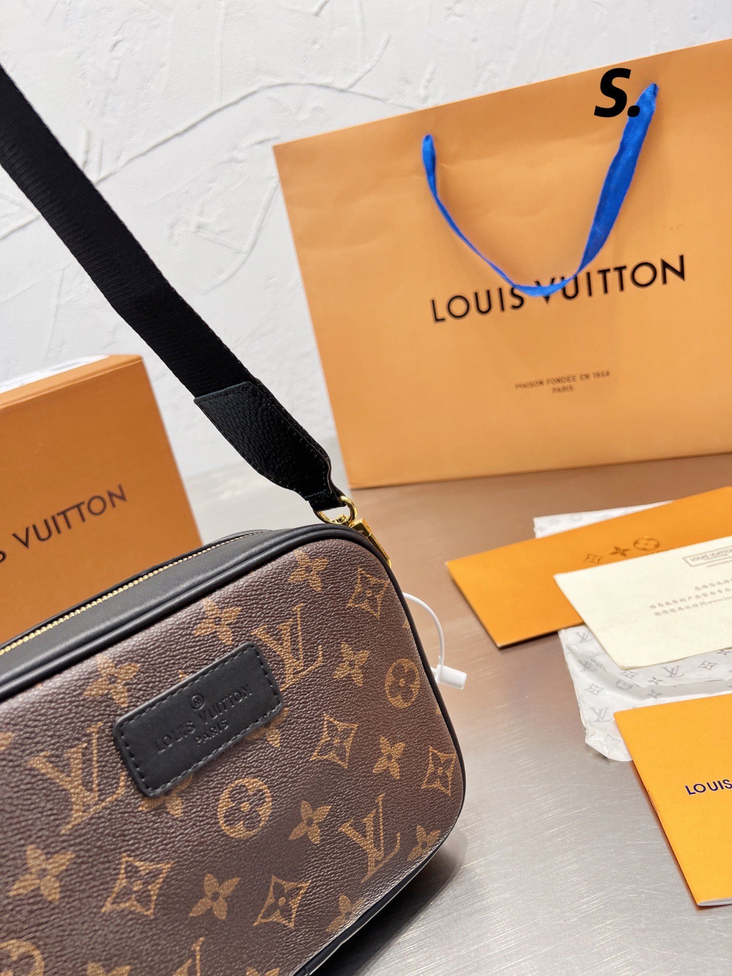 LV-BAG267