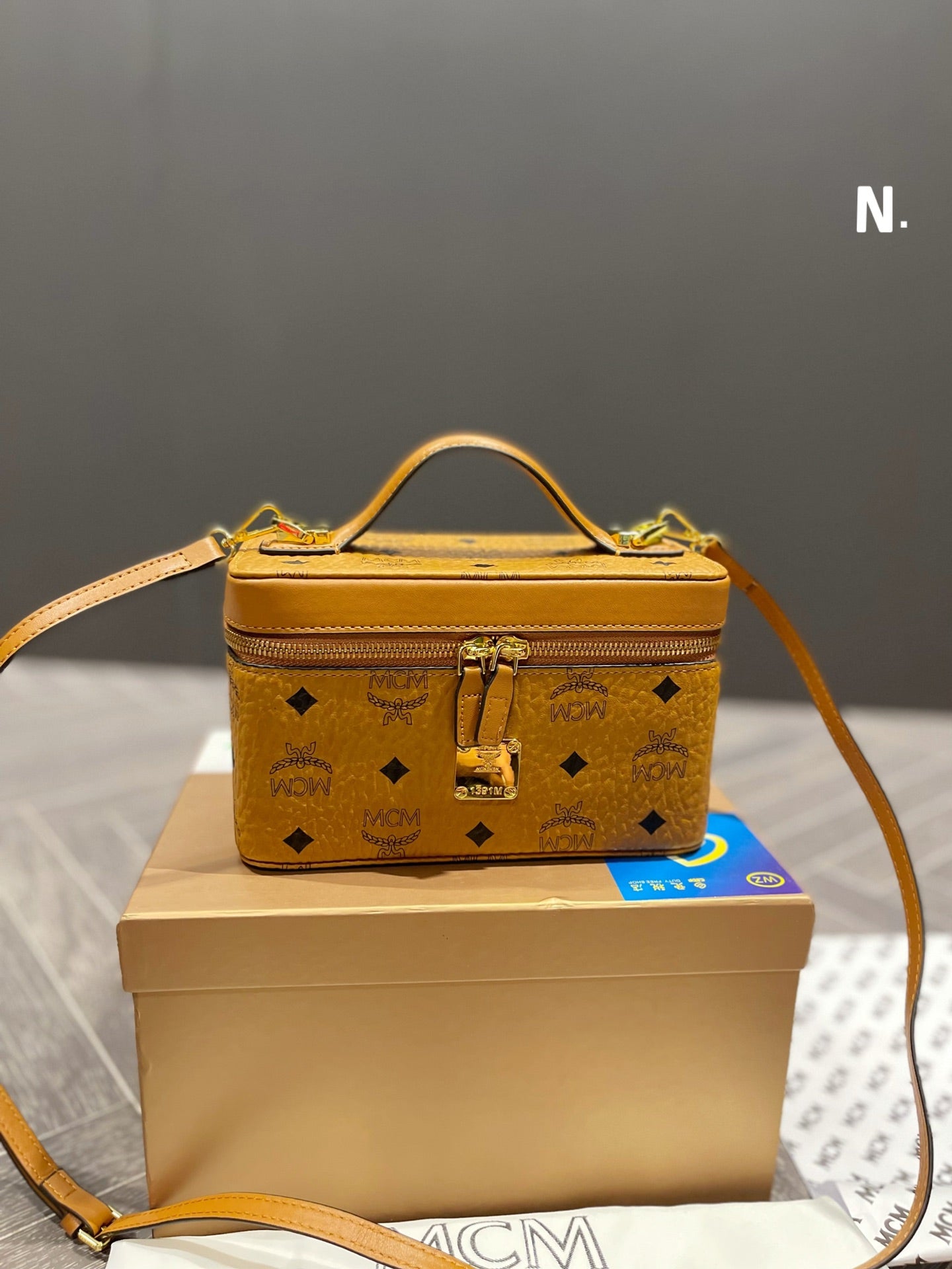 LV-BAG018