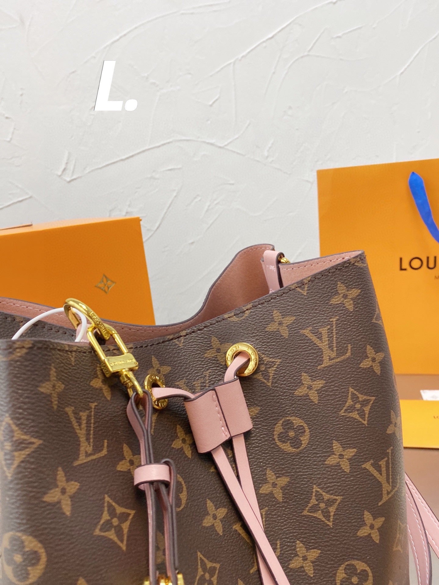 LV-BAG067