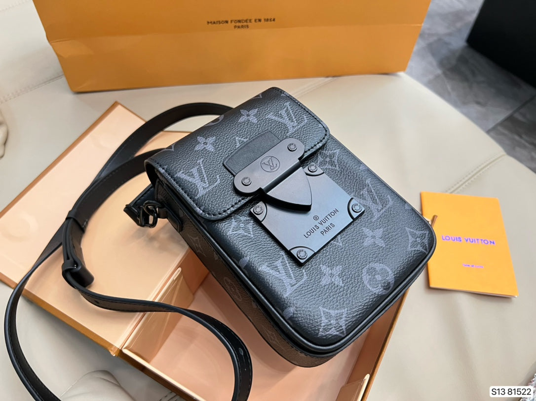 LV-BAG052