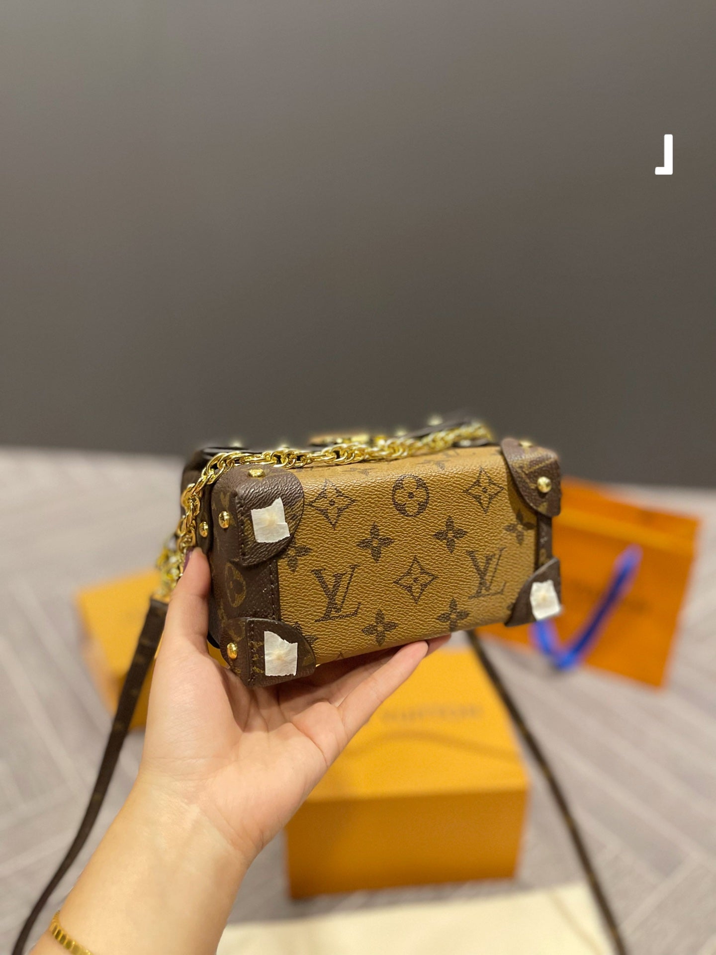 LV-BAG103